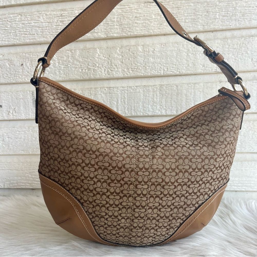 COACH Signature XL Soho Brown Tan Hobo Shoulder Bag Tote 10923 - Picture 3 of 12